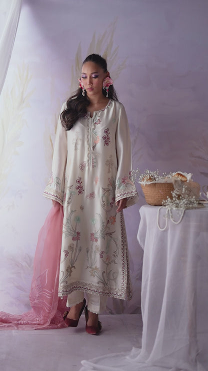 Blush Reverie